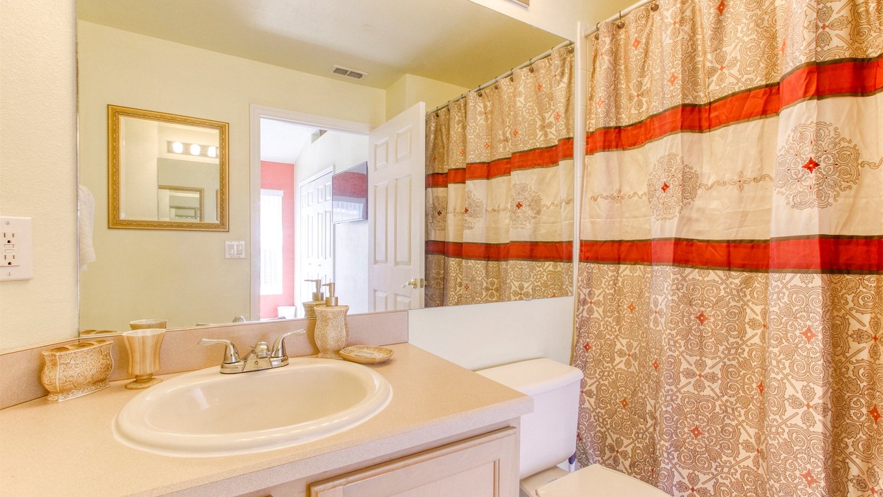 Photo of Bathroom in Windsor Palms