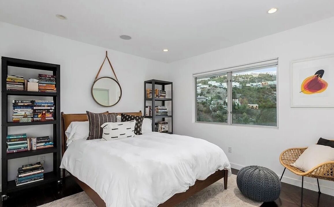 Photo of Bedroom in Nichols Canyon