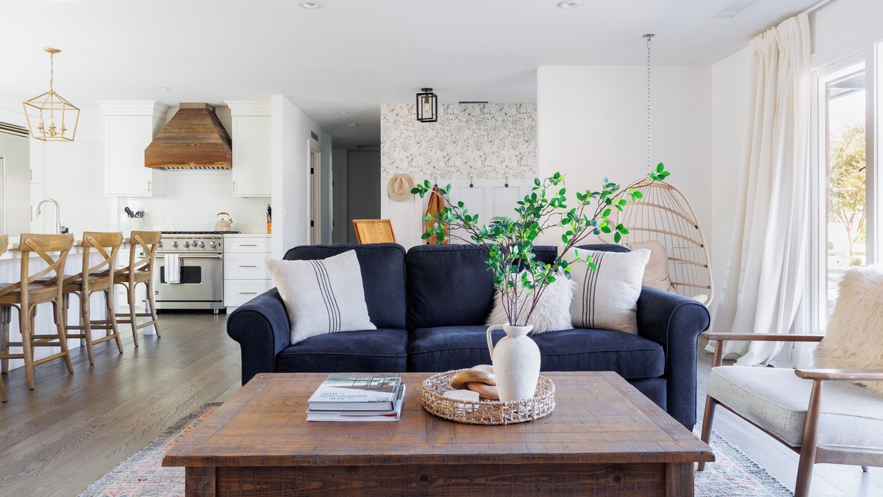 Photo of Livingroom in Memorial Hospital Neighborhood