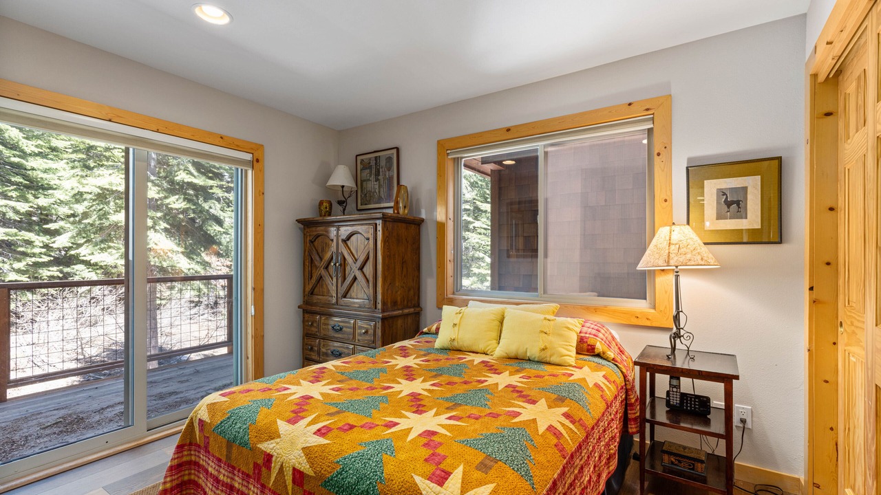 Photo of Bedroom in Alpine Meadows