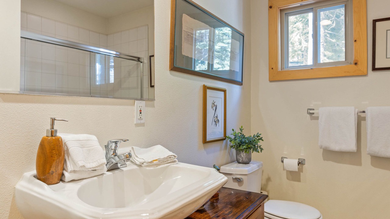 Photo of Bathroom in Alpine Meadows