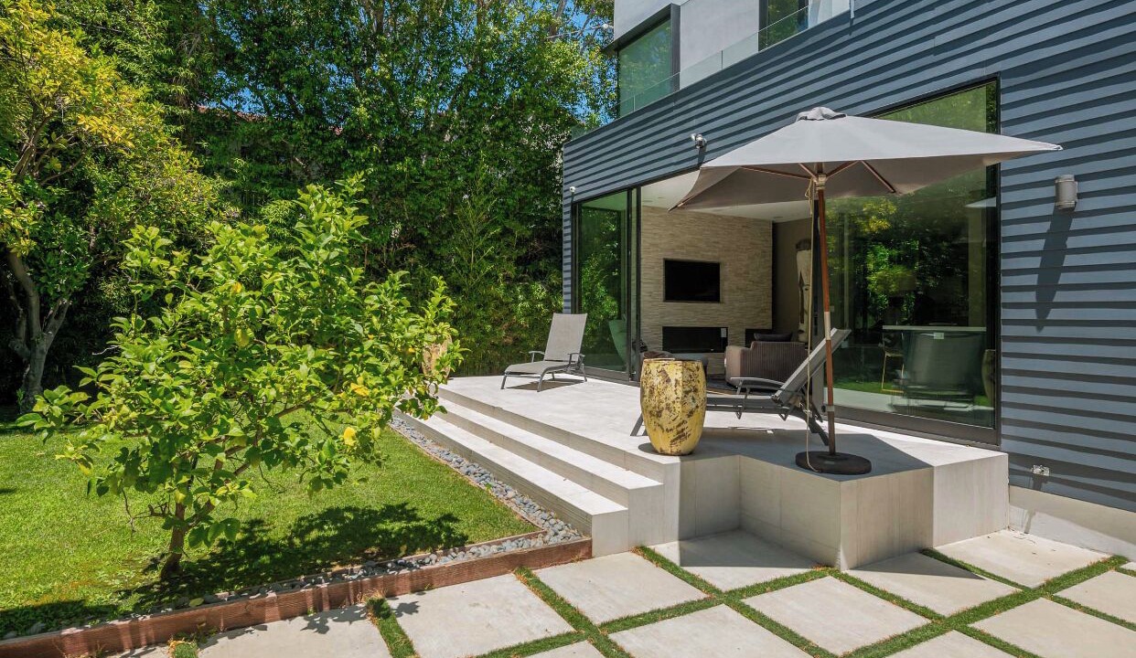 Photo of Patio Balcony in Melrose