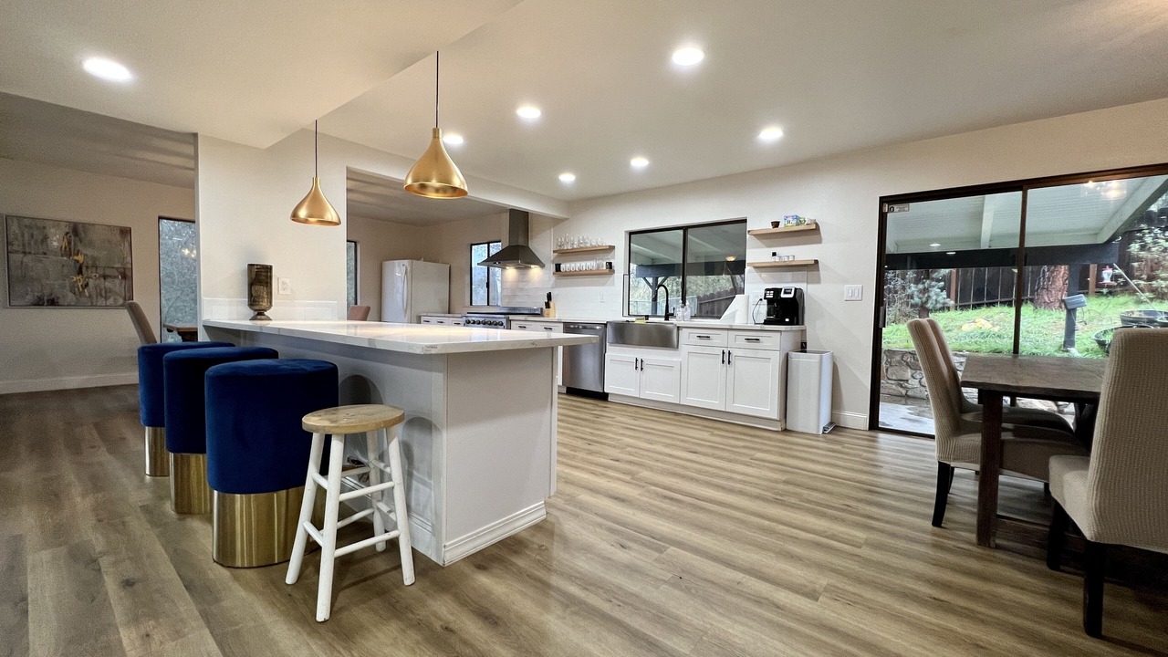Photo of Kitchen in Yosemite Lakes
