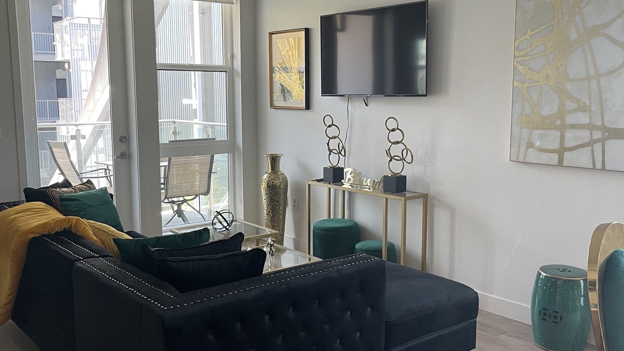 Photo of Livingroom in Hollywood