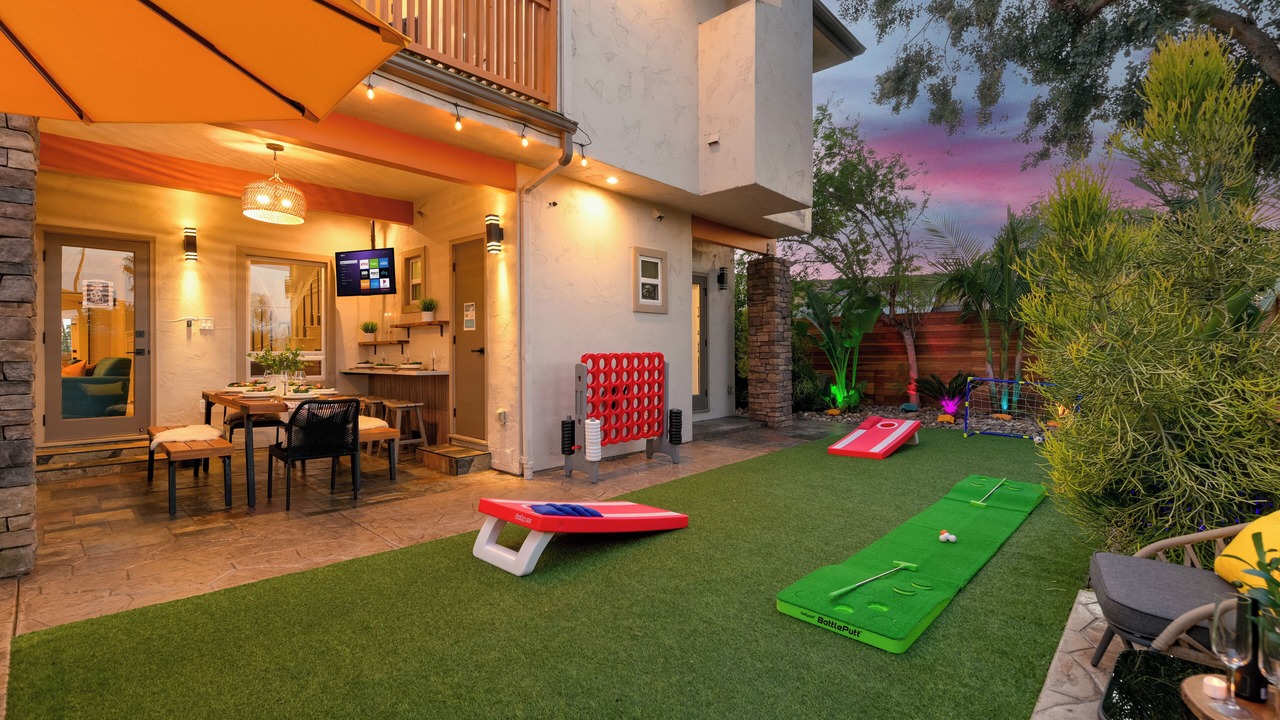 Photo of Outdoor in Allied Gardens