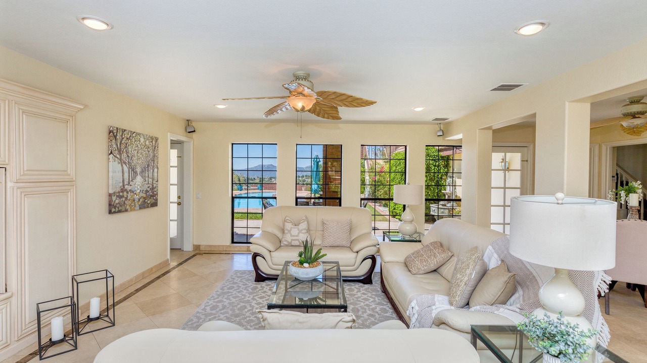 Photo of Livingroom in Temecula