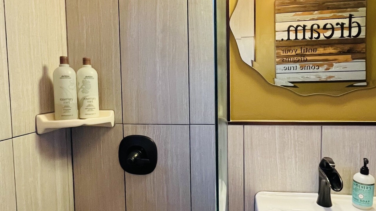 Photo of Bathroom in Altadena