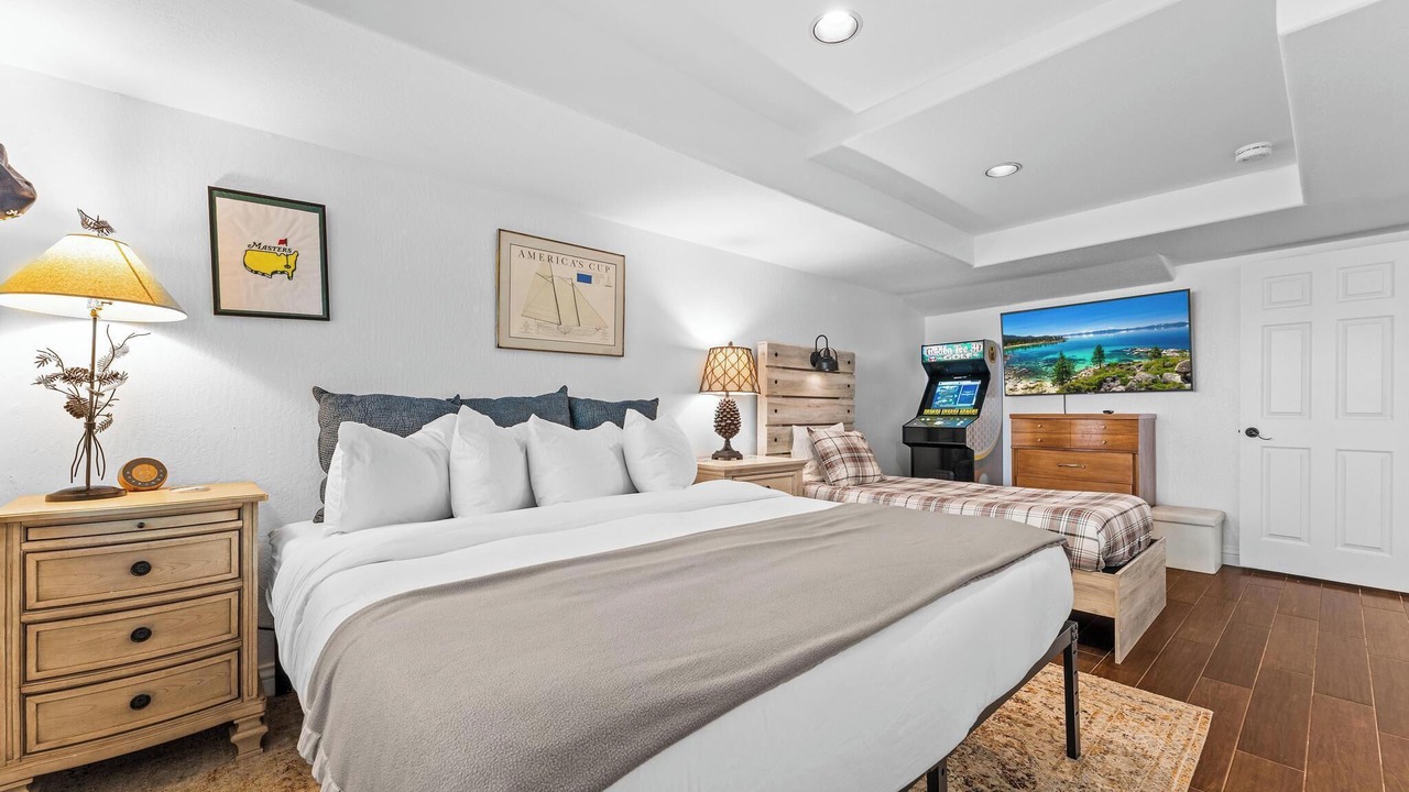 Photo of Bedroom in Ponderosa Palisades
