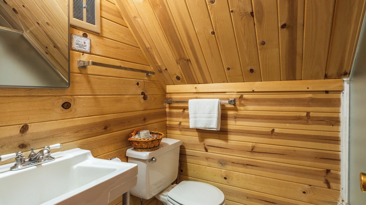 Photo of Bathroom in Mammoth Lakes