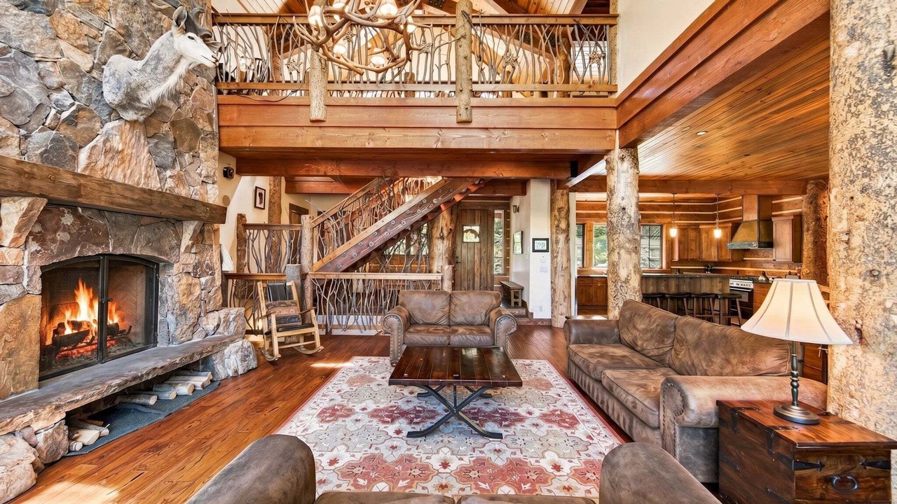 Photo of Livingroom in Olympic Valley