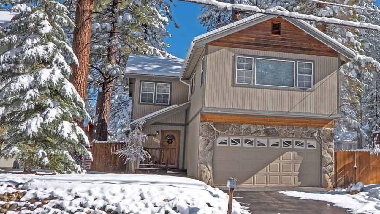 Photo of Outdoor in Montgomery Estates