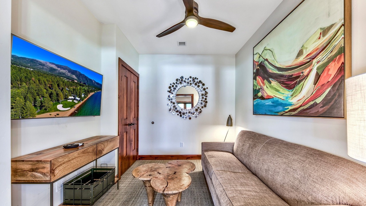 Photo of Bedroom in Lakeside Park