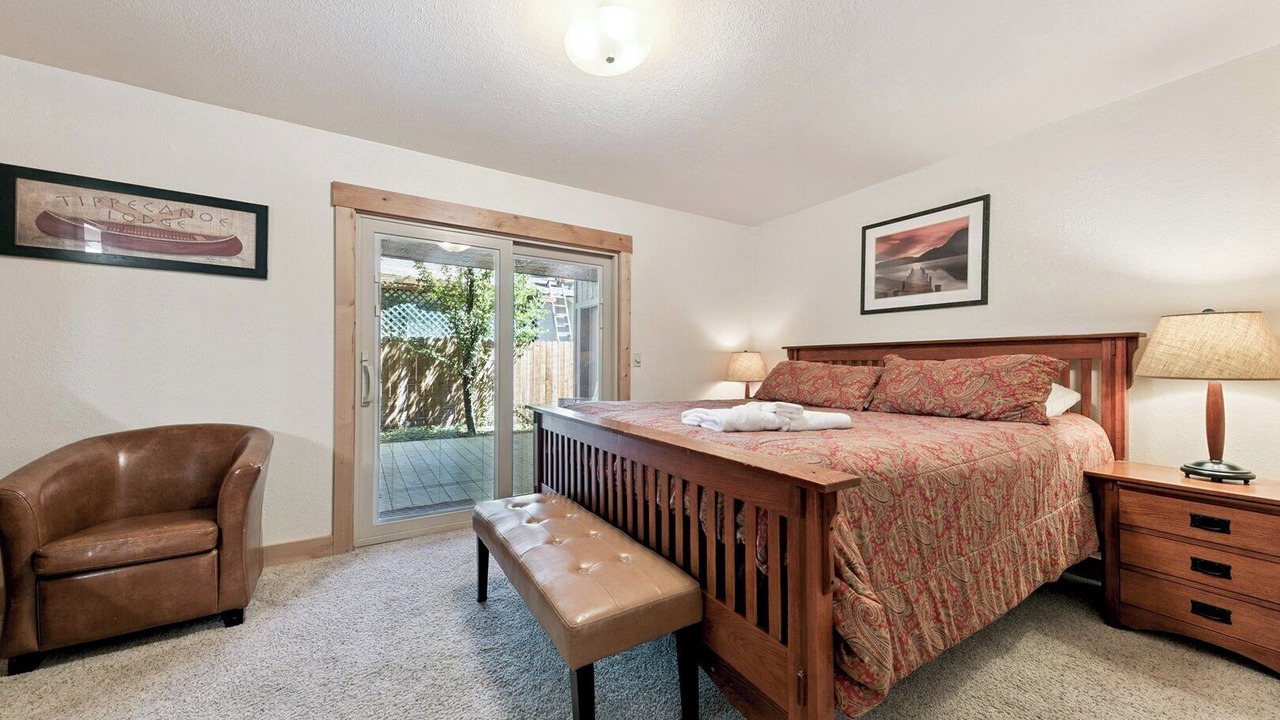 Photo of Bedroom in Highland Woods