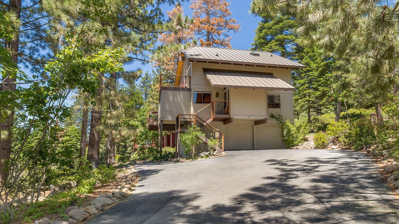 Photo of Outdoor in Lake Forest
