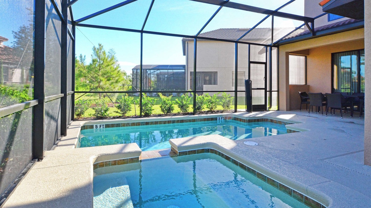 Photo of Outdoor in Loughman