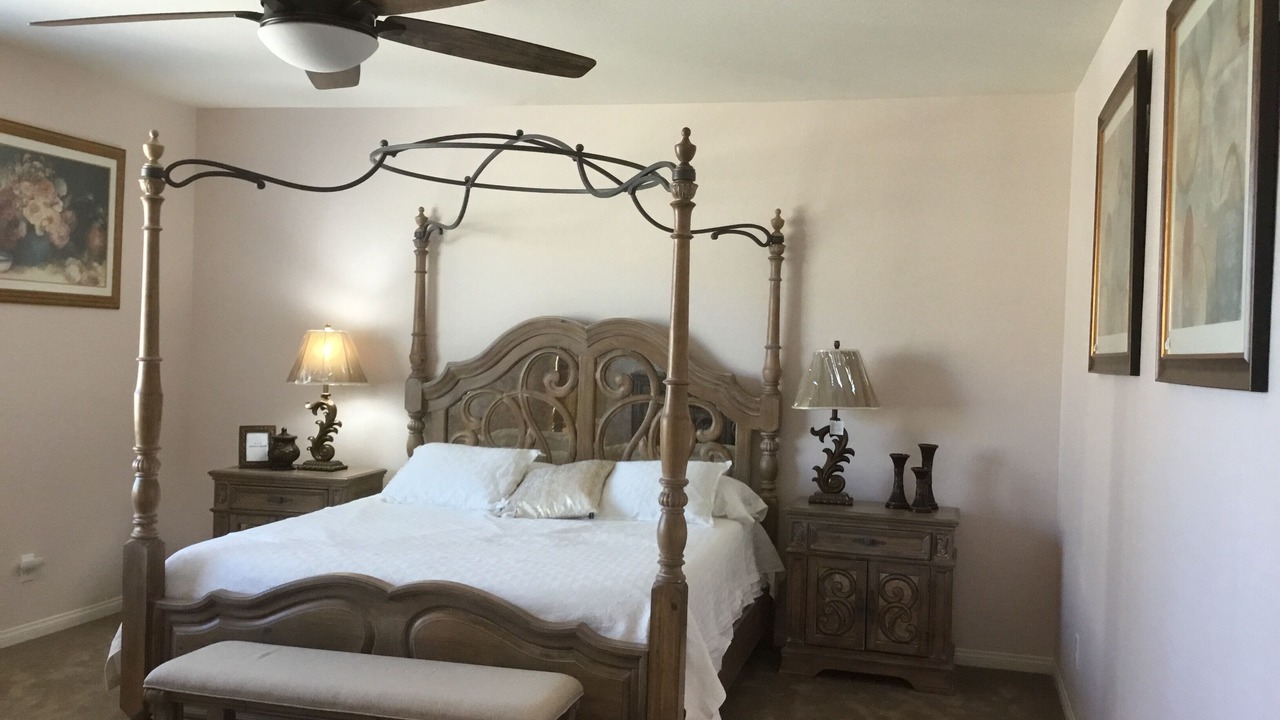 Photo of Bedroom in Enterprise