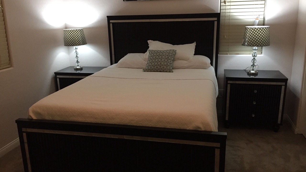 Photo of Bedroom in Enterprise