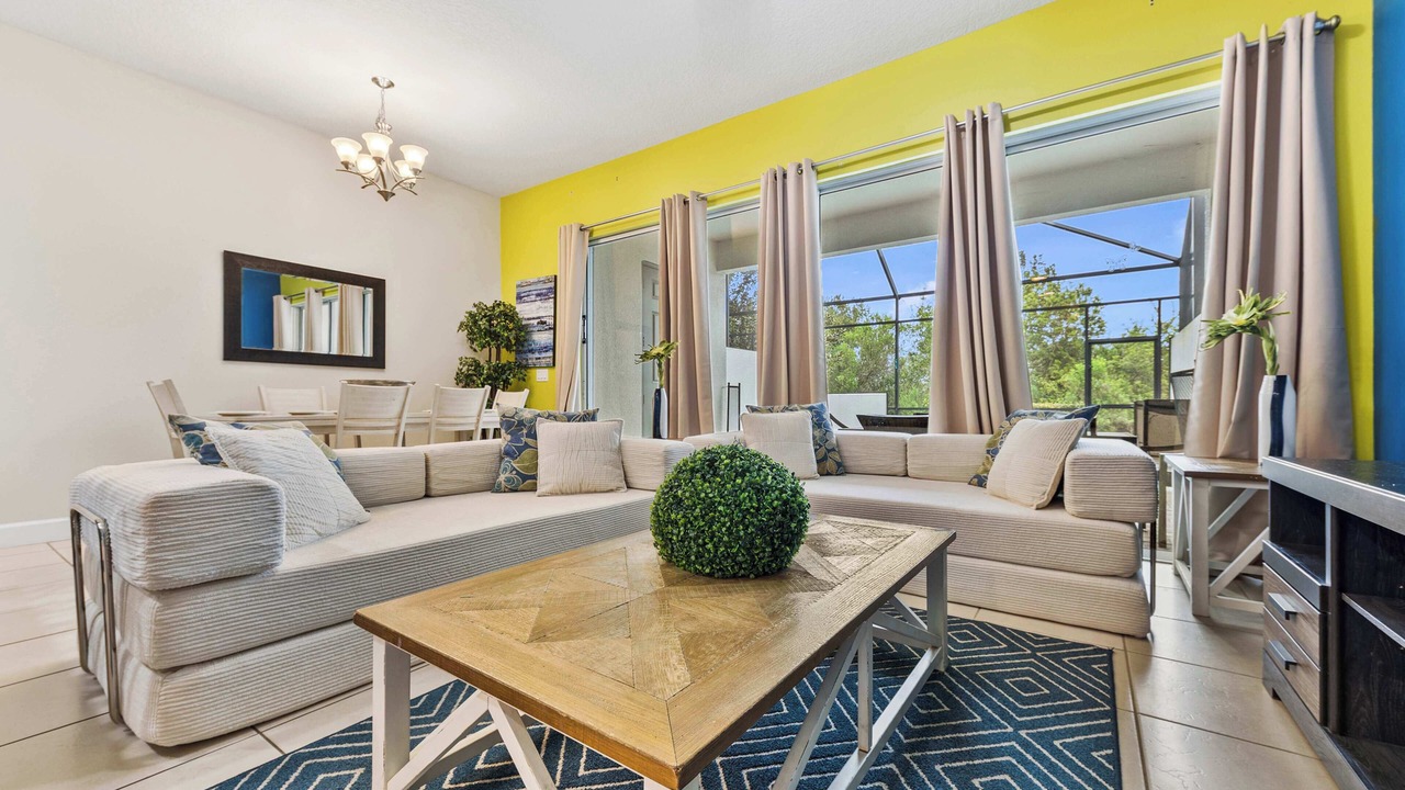 Photo of Livingroom in Davenport
