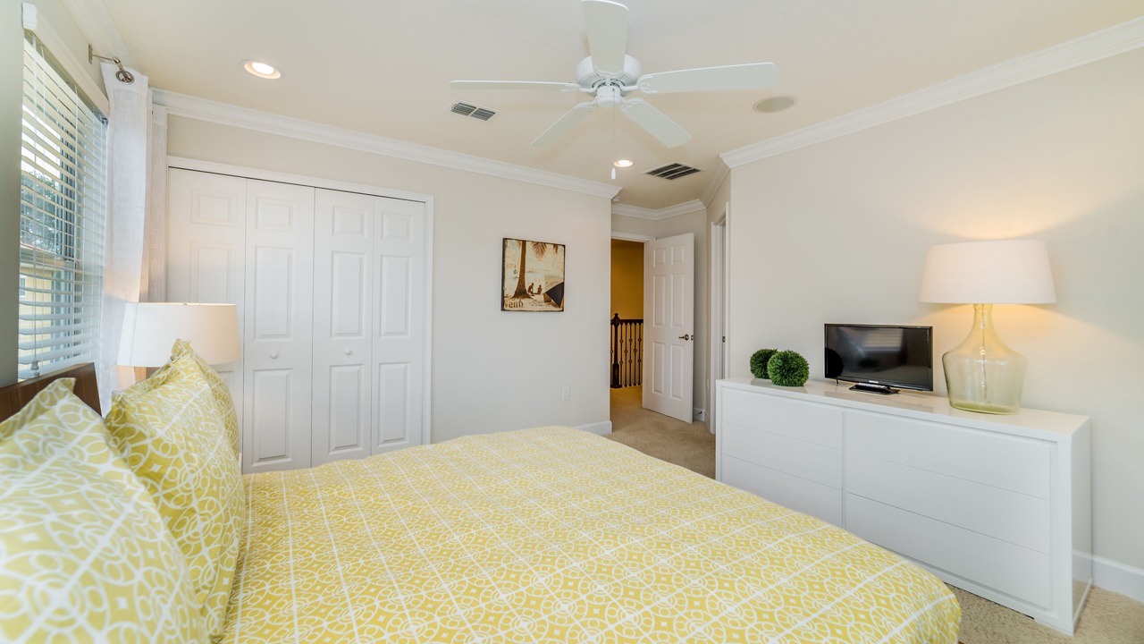 Photo of Bedroom in Watersong