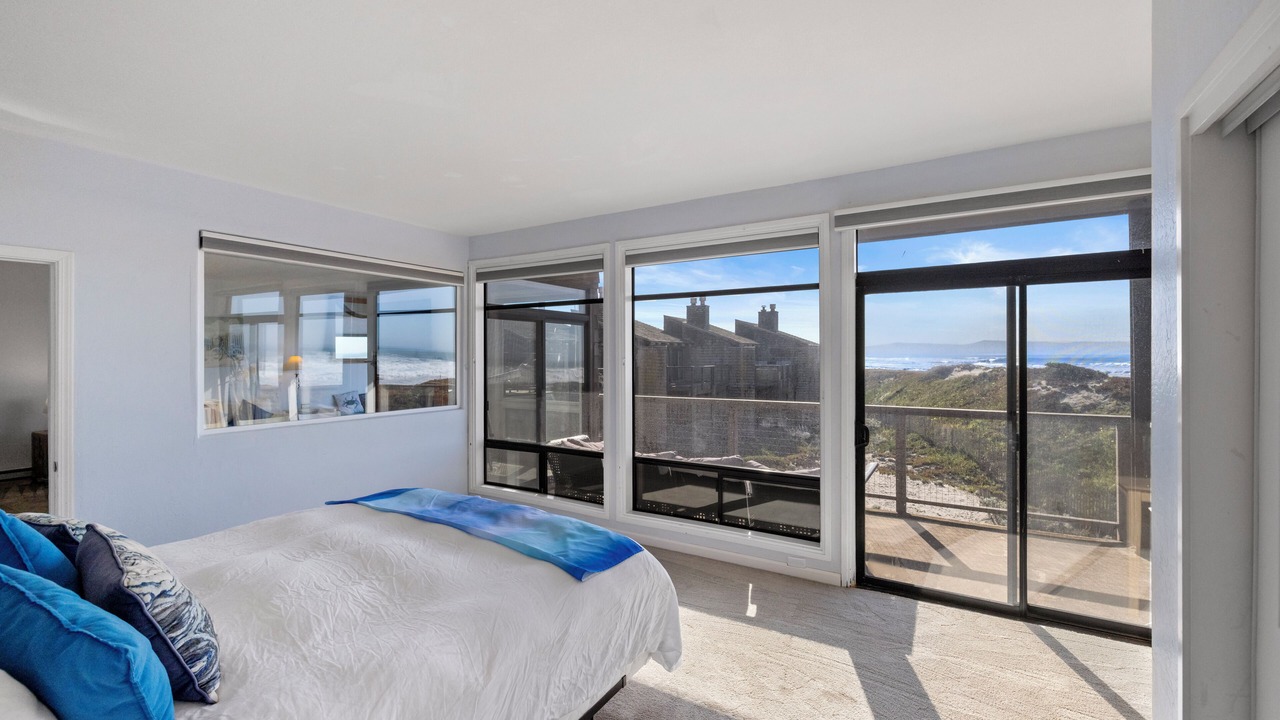 Photo of Bedroom in Pajaro Dunes