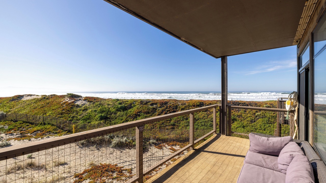 Photo of Patio Balcony in Pajaro Dunes