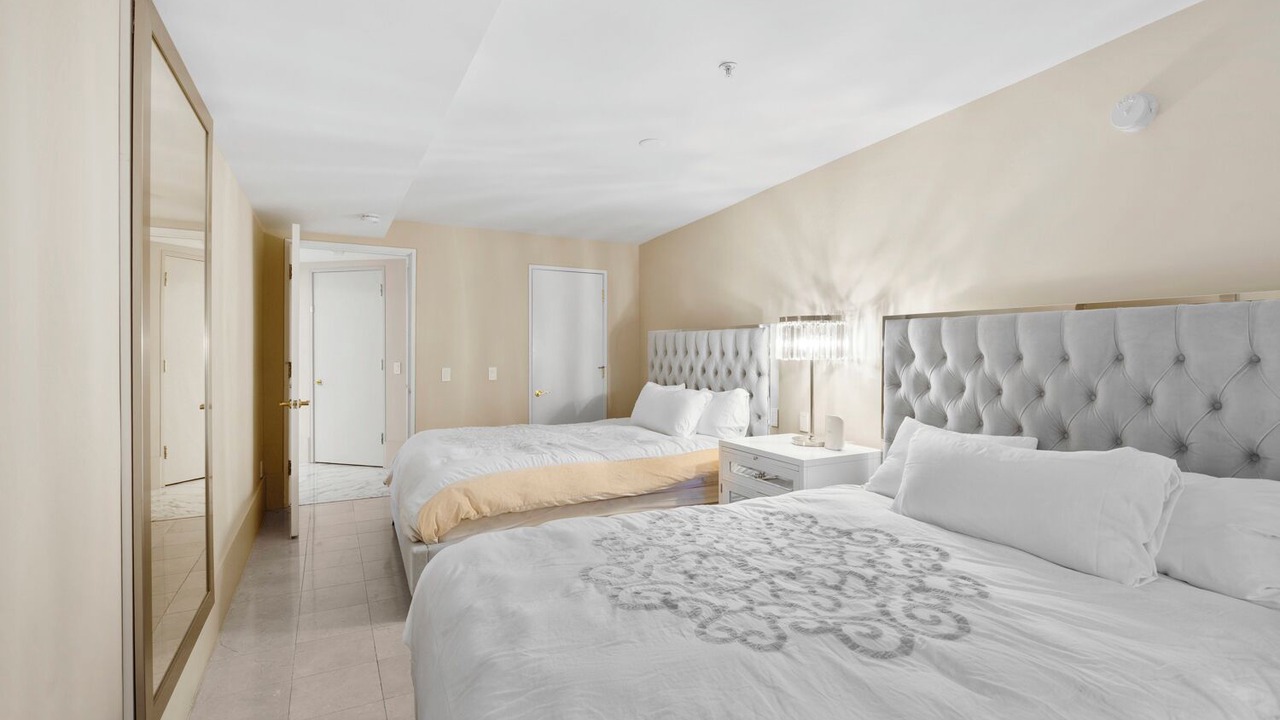 Photo of Bedroom in Marina District