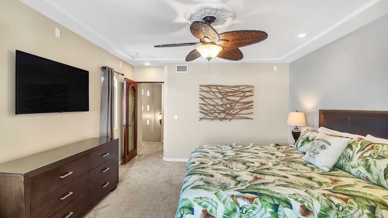 Photo of Bedroom in South Mission Beach