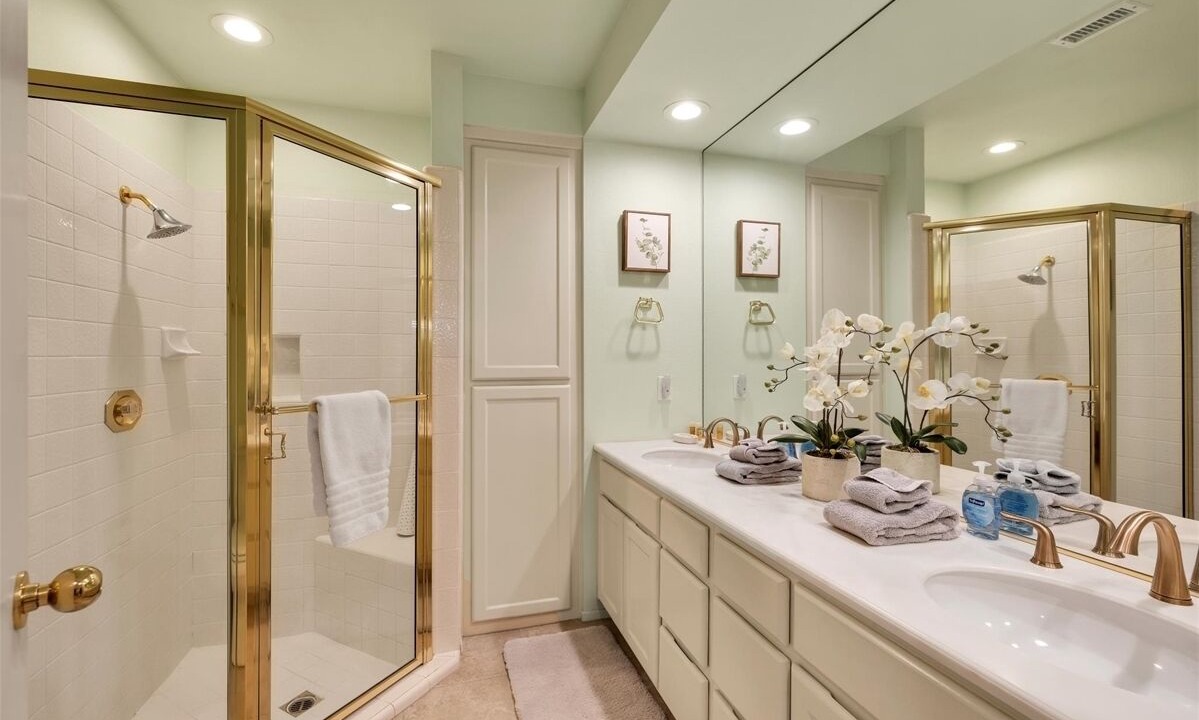 Photo of Bathroom in La Quinta