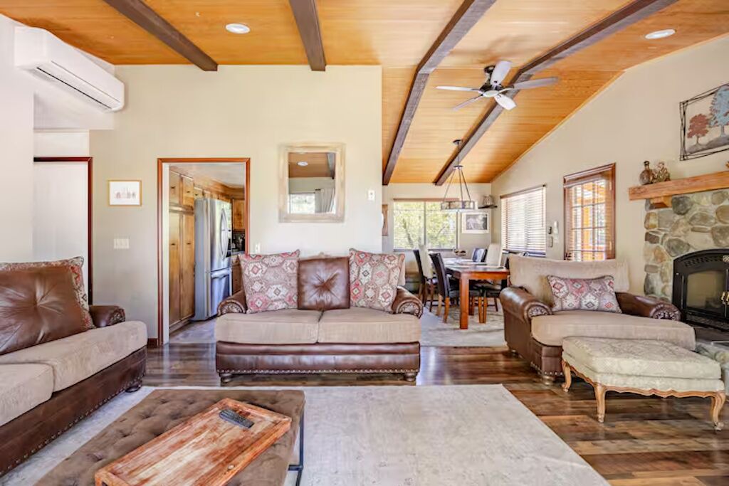Photo of Livingroom in Zephyr Cove