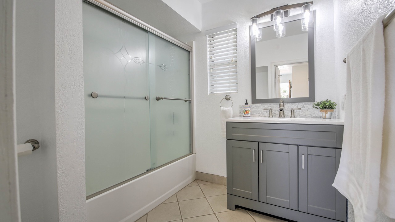Photo of Bathroom in Walnut Grove