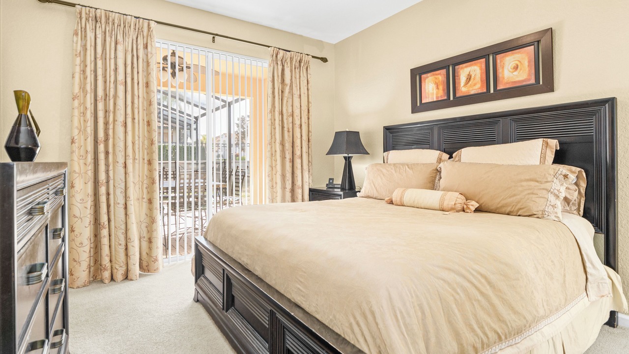 Photo of Bedroom in Windsor Hills