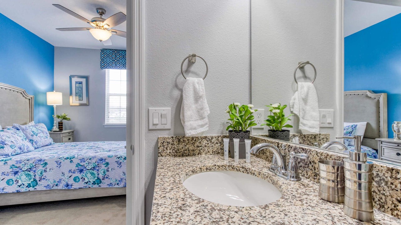 Photo of Bathroom in Davenport