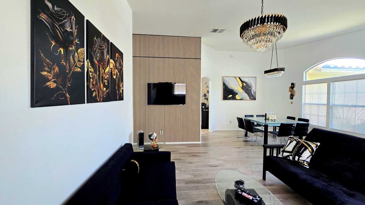 Photo of Livingroom in Cathedral City