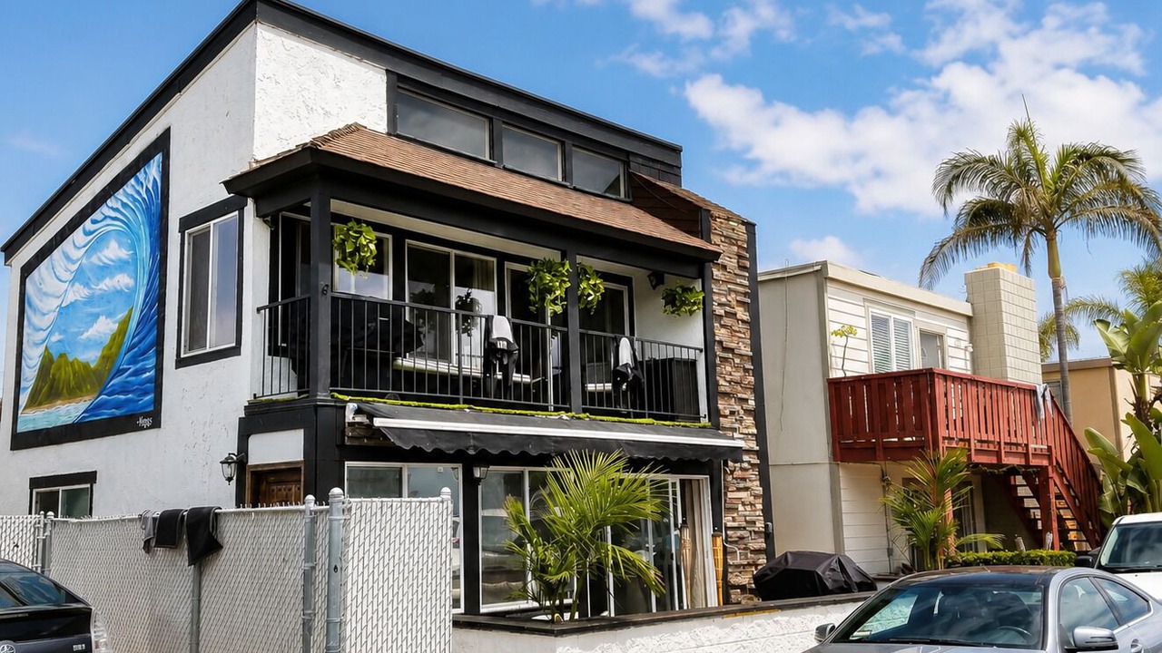 Photo of Outdoor in Newport Shores