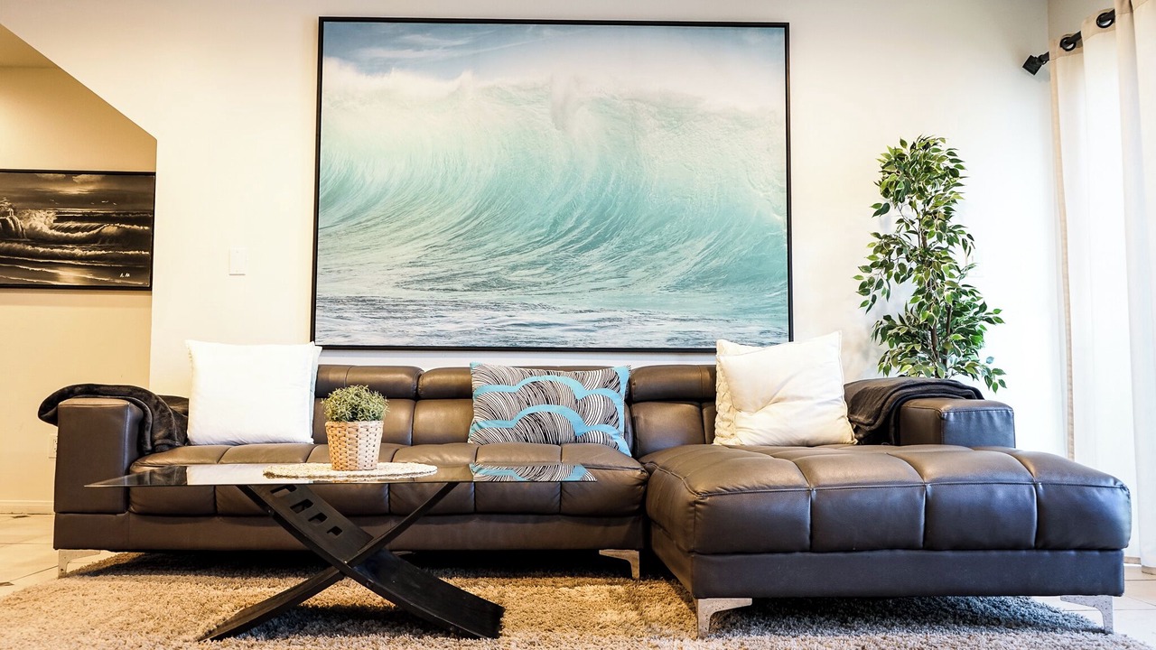 Photo of Bedroom in Newport Shores