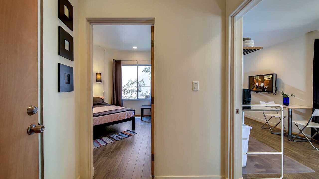 Photo of Bedroom in Cypress Park