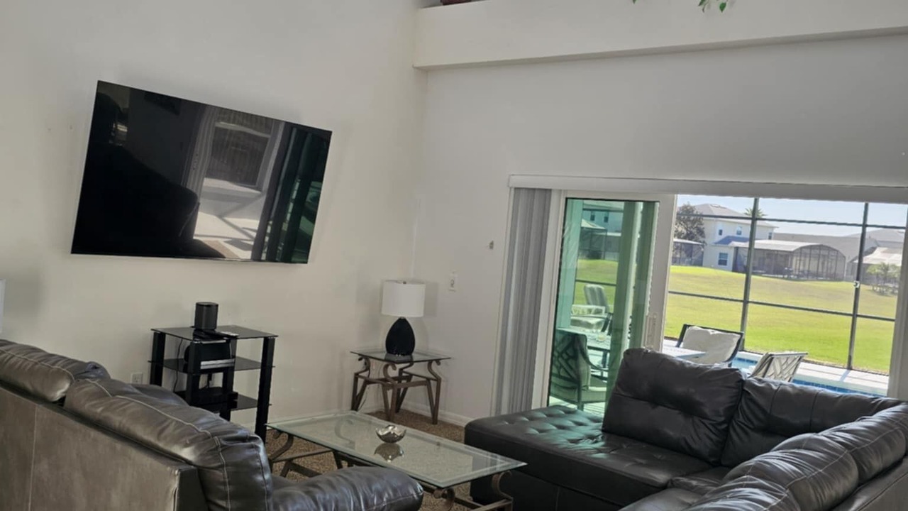 Photo of Livingroom in West Haven