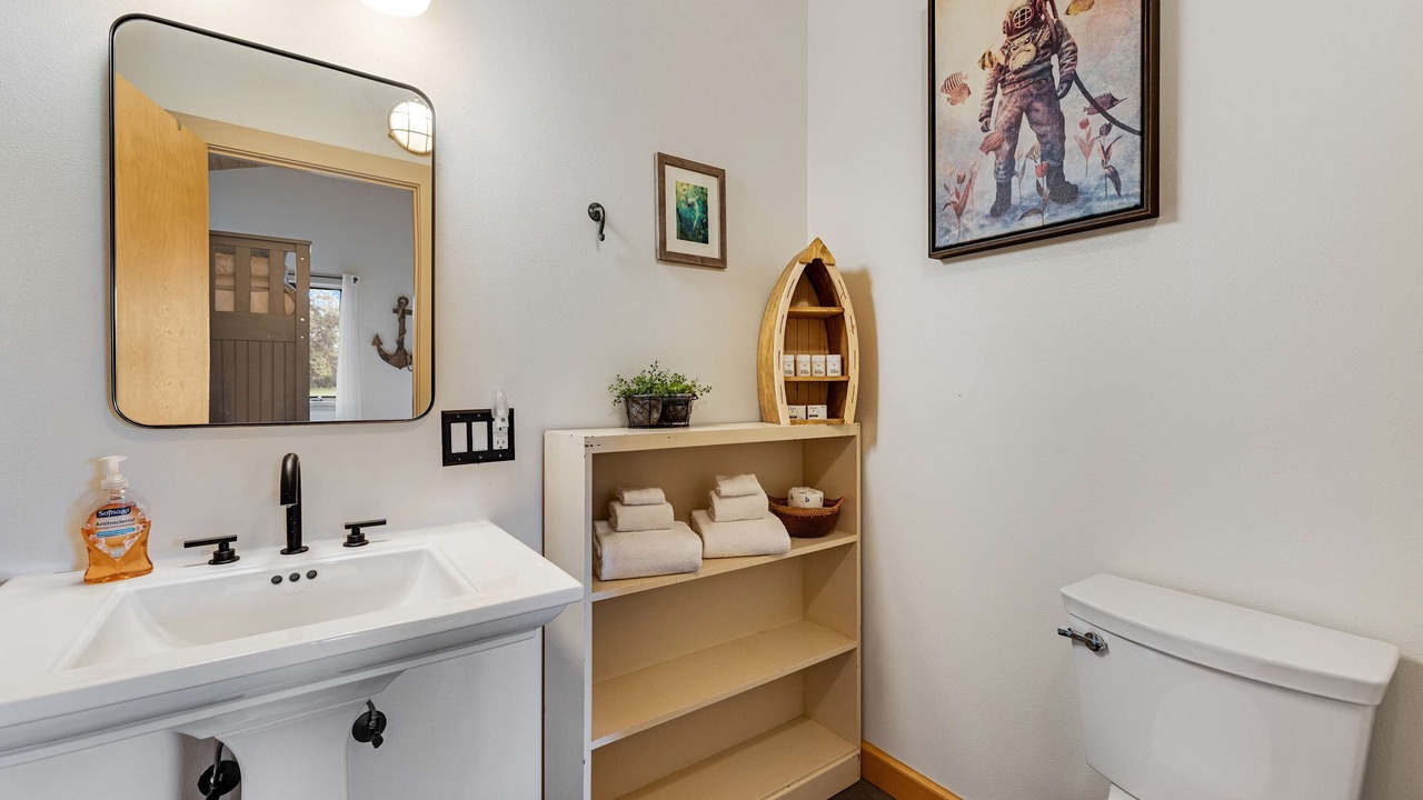 Photo of Bathroom in Sea Ranch