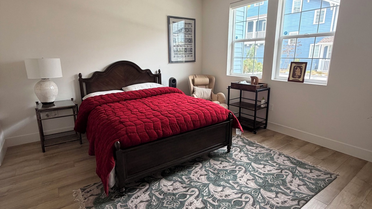 Photo of Bedroom in Newark