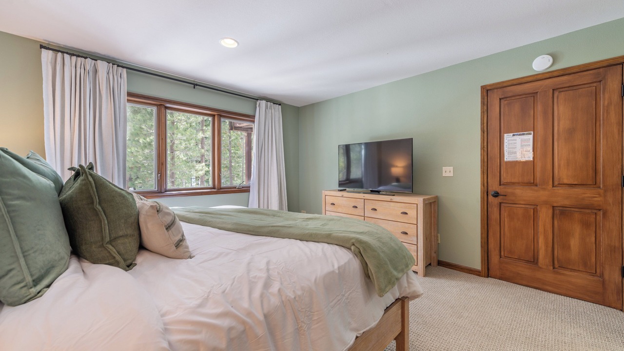 Photo of Bedroom in Kingswood Estates