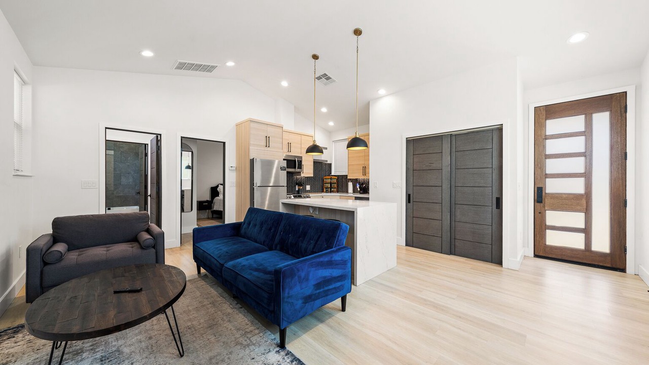 Photo of Livingroom in Southeastern Sacramento