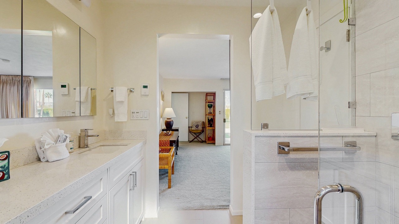 Photo of Bathroom in Araby Commons