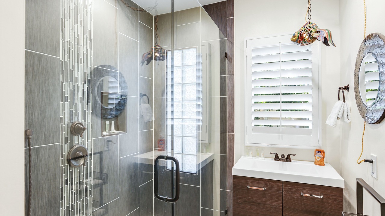 Photo of Bathroom in Chino Canyon
