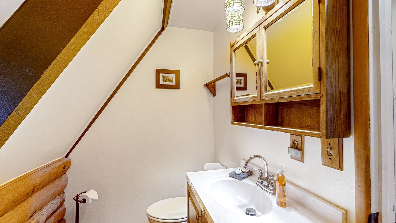 Photo of Bathroom in Pine Cove