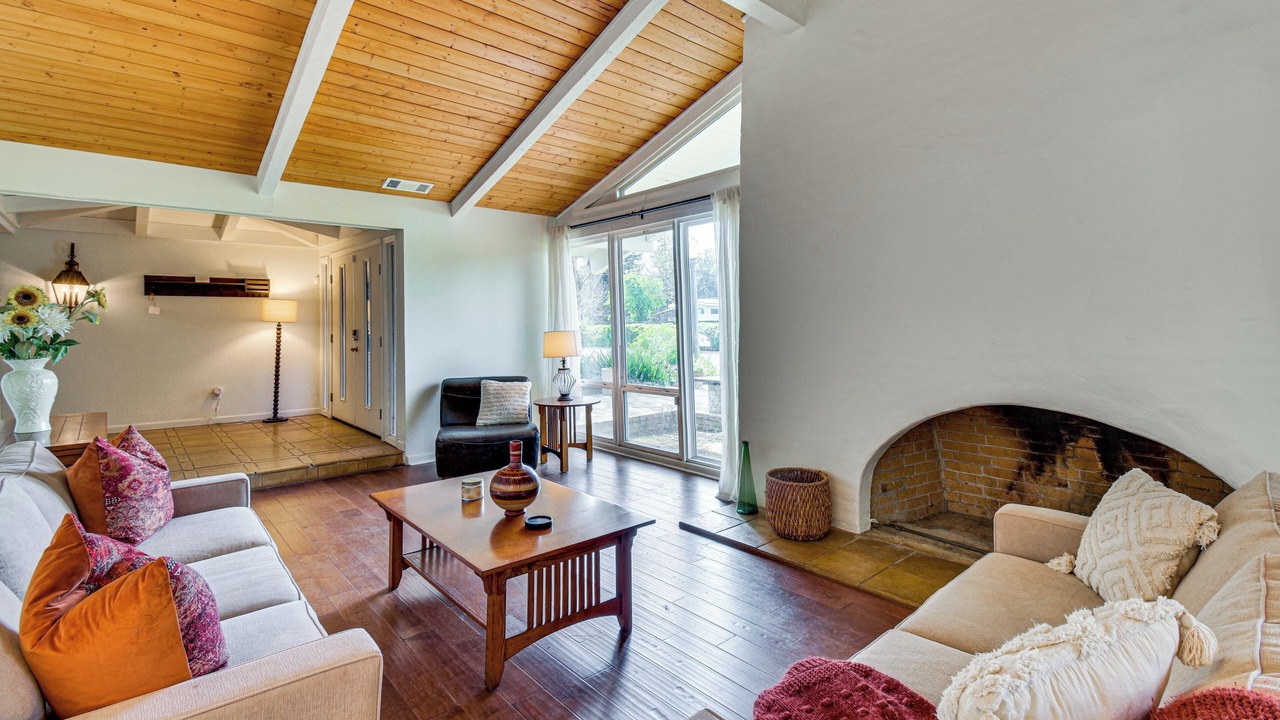 Photo of Livingroom in Fresno