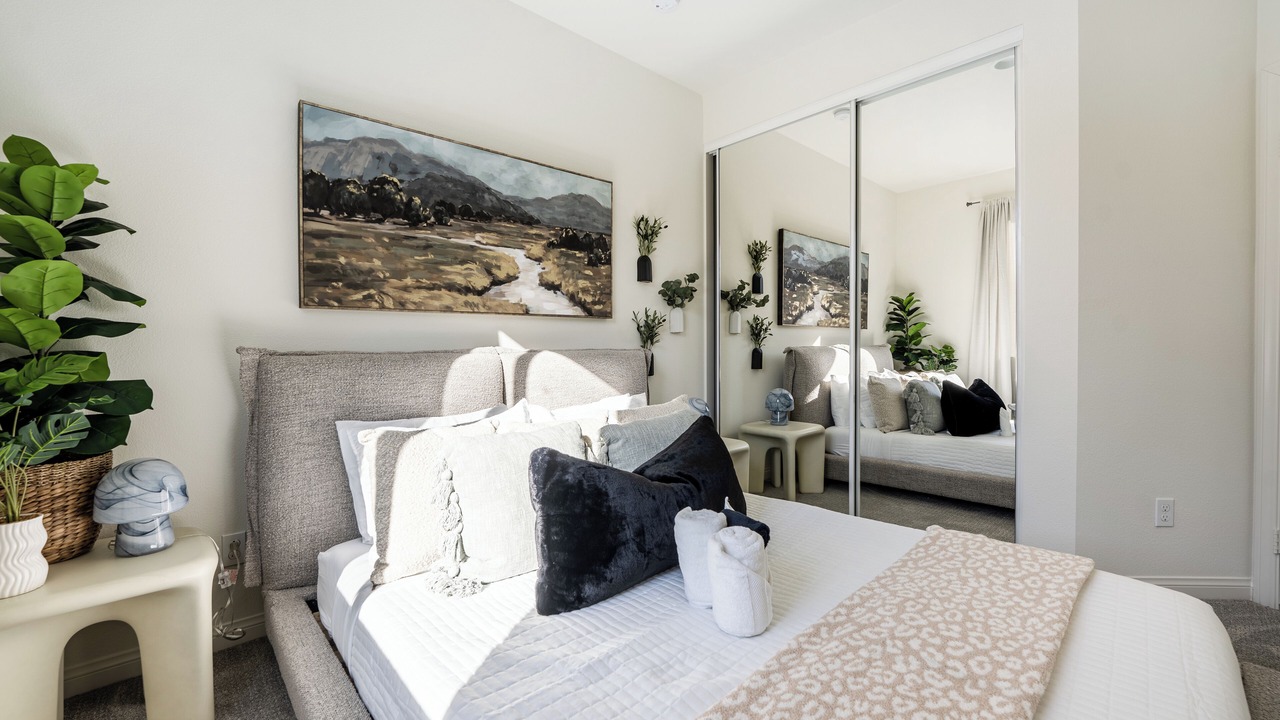 Photo of Bedroom in Lemon Grove