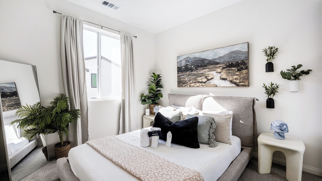 Photo of Bedroom in Lemon Grove