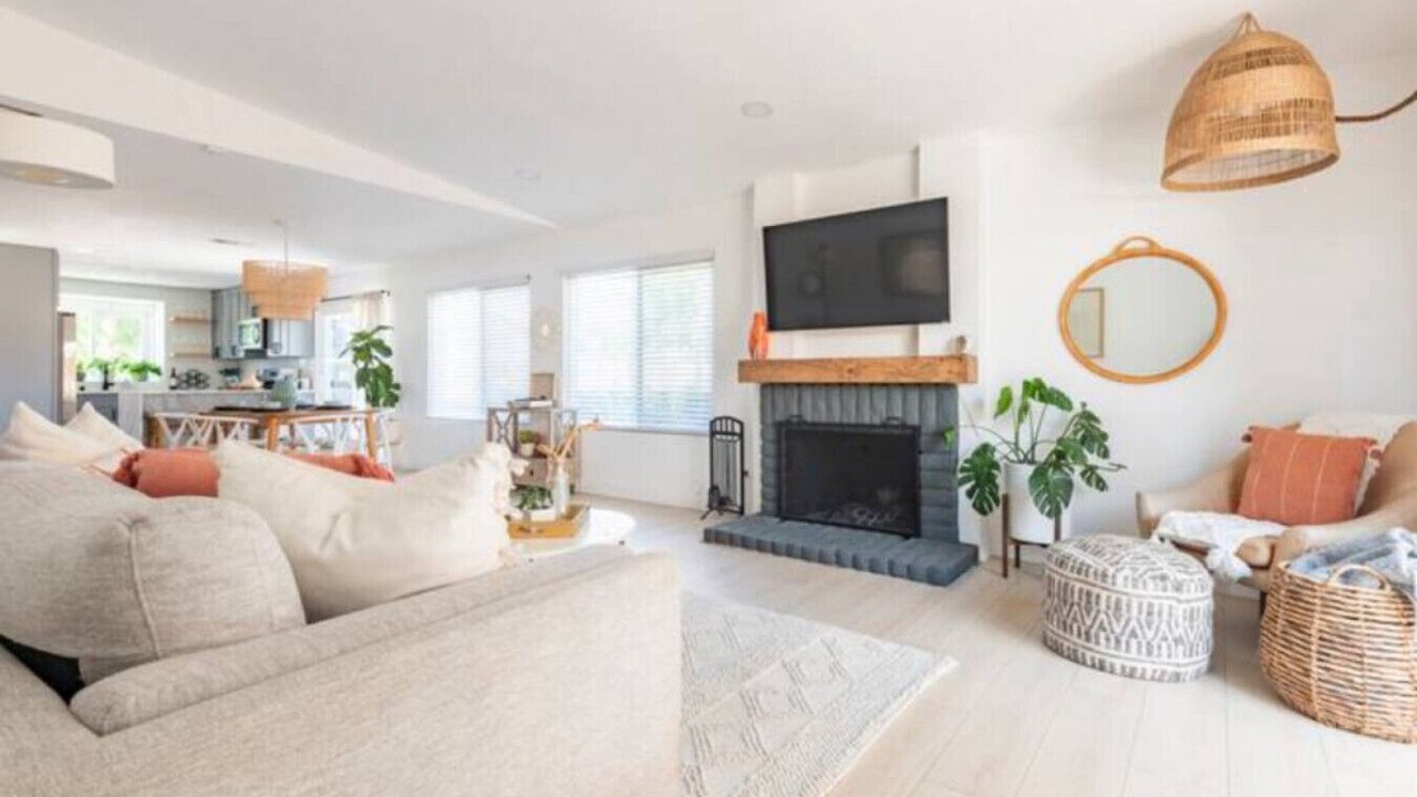 Photo of Livingroom in Vista