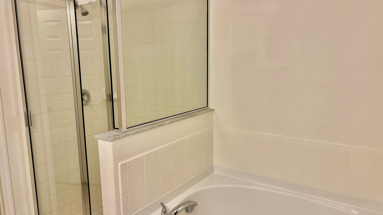 Photo of Bathroom in Watersong