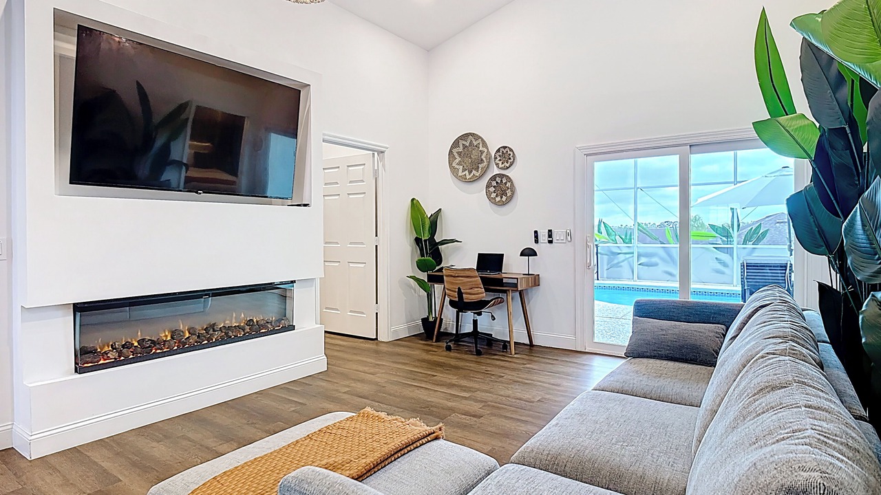 Photo of Livingroom in Davenport